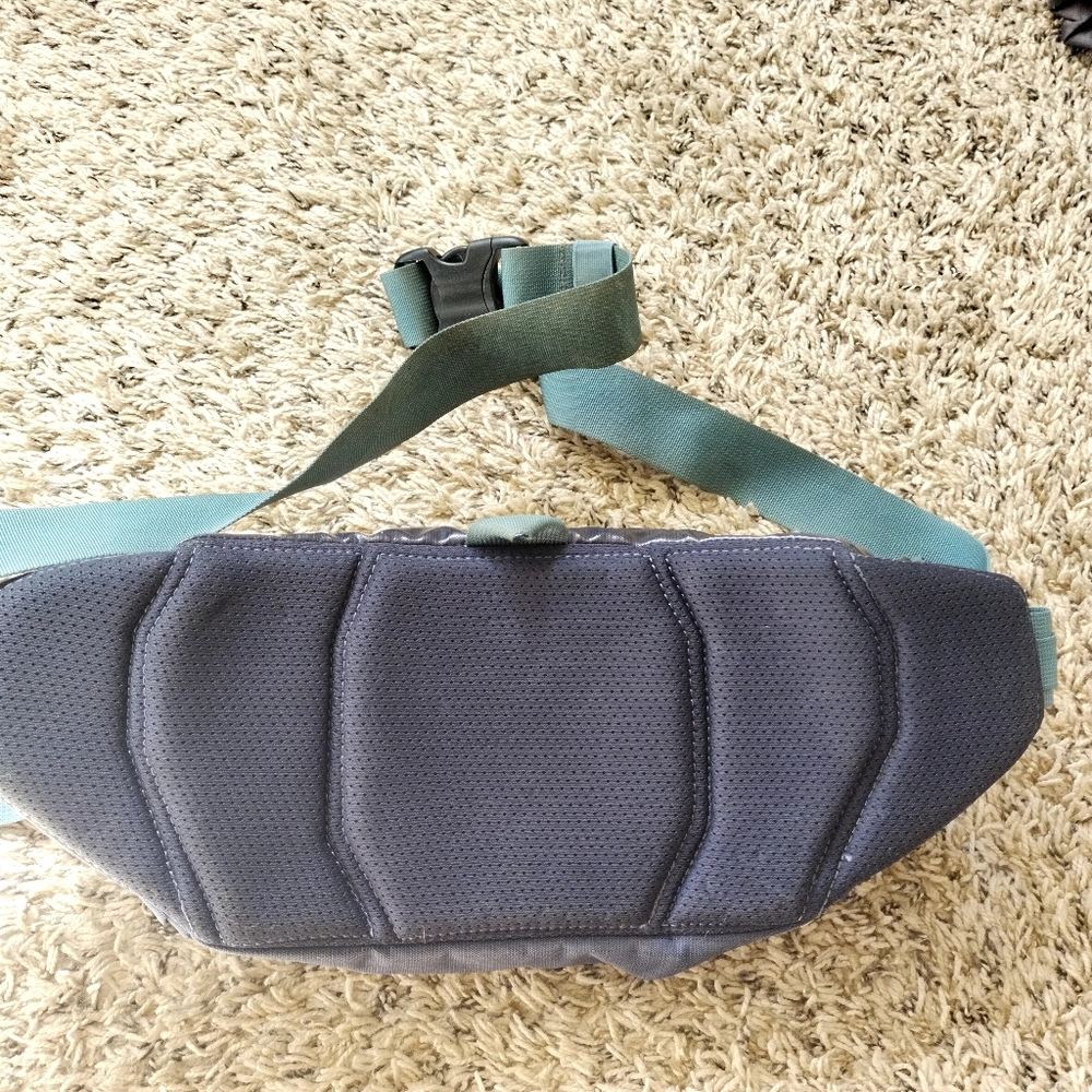 Patagonia Black Hole Waist Pack 5L Bag Fanny Hip Lumbar Tidal Teal - Picture 6 of 7
